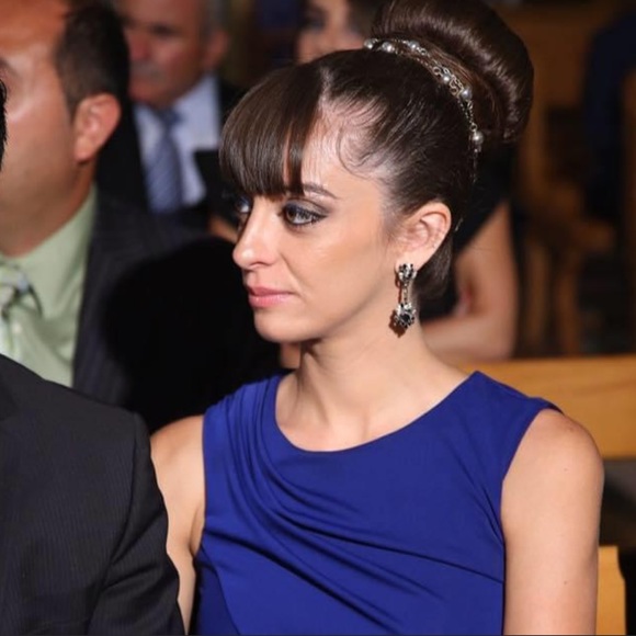 BCBG shoulder draped dress - Picture 5 of 5